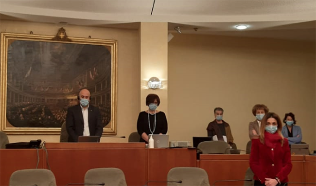 consiglio regione minuto silenzio