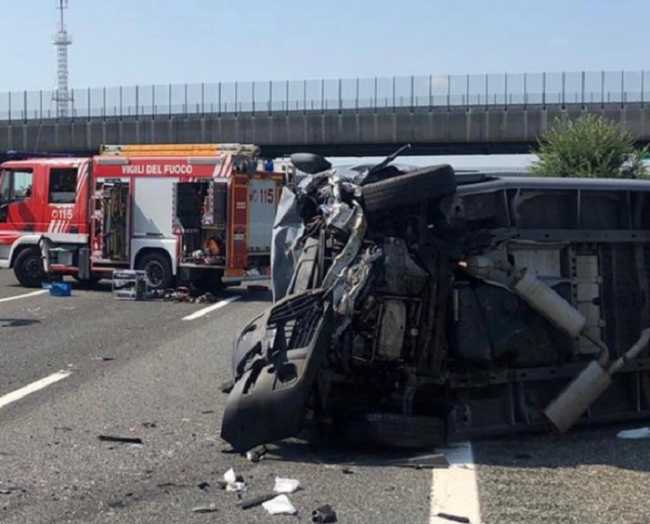 incidente carisio autostrada