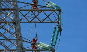 manutenzione traliccio lavori sotto tensione Rondissone Piemonte 2021 527 Terna 8d940d04f72dd71