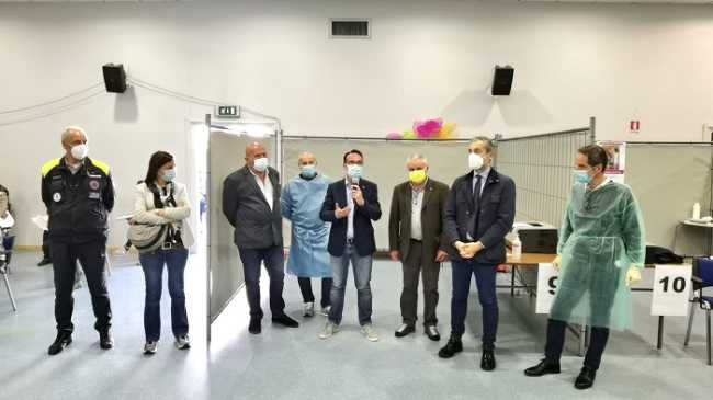 pray centro vaccinale