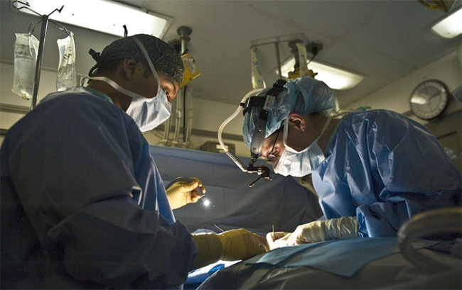 sala operatoria operazione medici