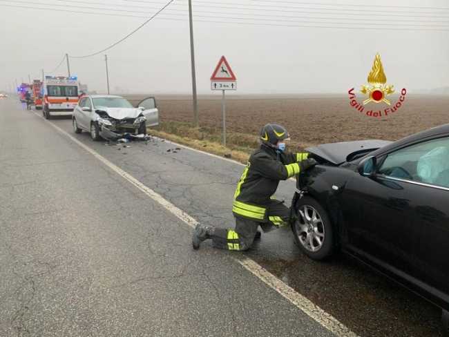 vigili del fuoco incidente stradale