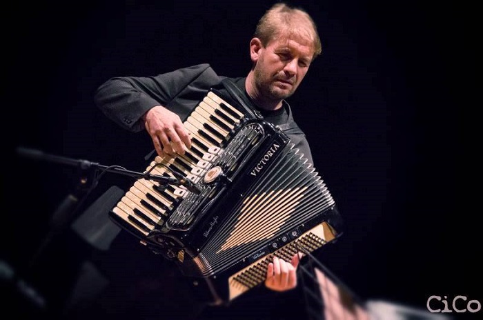 A Biella il pianista anconetano Paolo Principi 