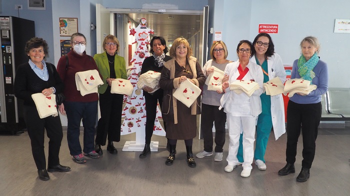 Per i neonati dell’Ostetricia dell’Ospedale di Biella calde copertine 