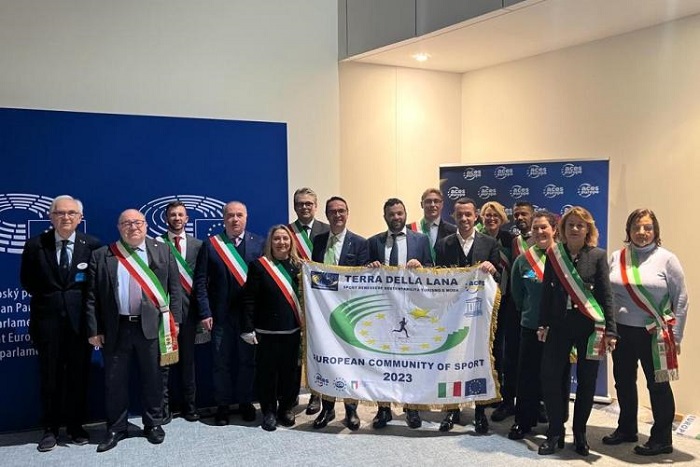 Visita alla centralina idroelettrica con gli Amici della lana