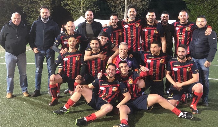 A Gattinara i carabinieri vincono il "Torneo di calcio del Tricolore"