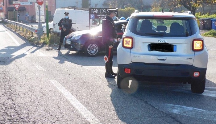 Arrestato un 49enne: aveva l'obbligo di dimora e si è allontanato da casa