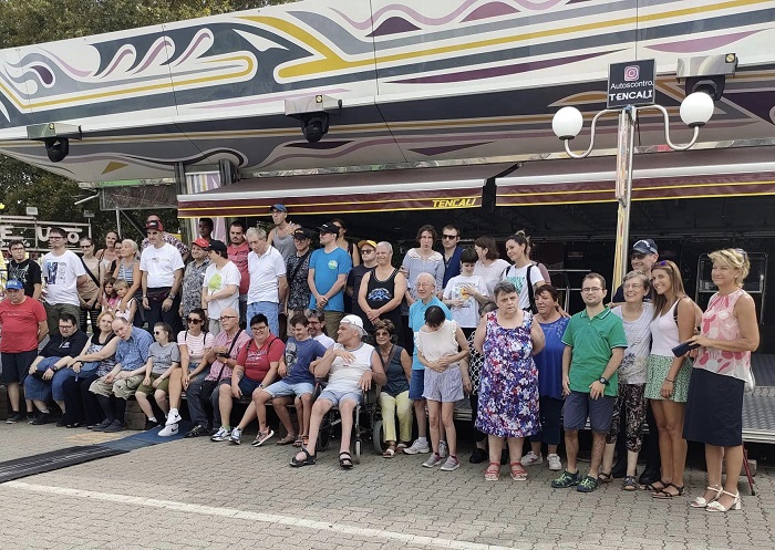 I giostrai di Cossato regalano una giornata di divertimento ai ragazzi speciali