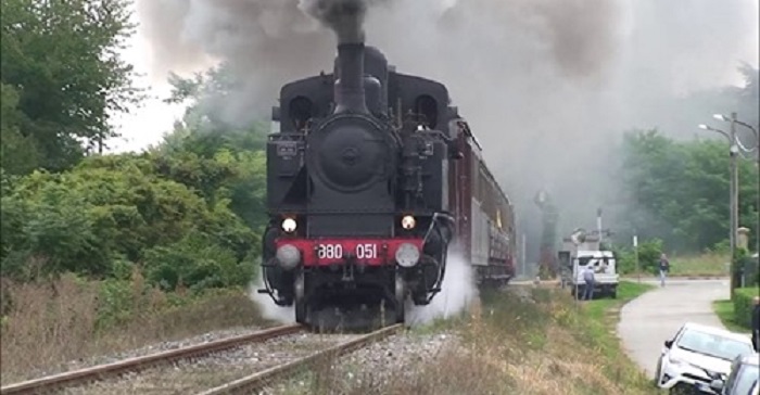 Il treno storico da Novara al Borgo di Natale a Candelo