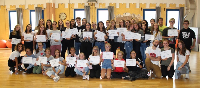 Borse di studio alla scuola "Intrecci d'arte" 