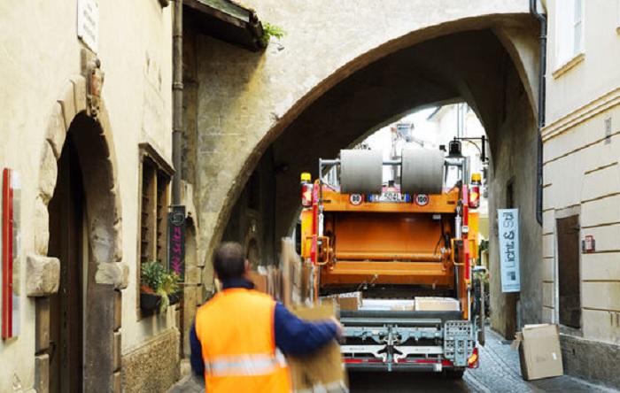 Pd Biella preoccupato per il futuro di Seab rifiuti