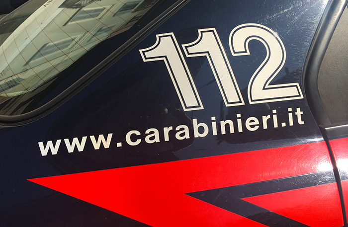 E' ai domiciliari, ma torna in carcere perché la compagna lo allontana di casa