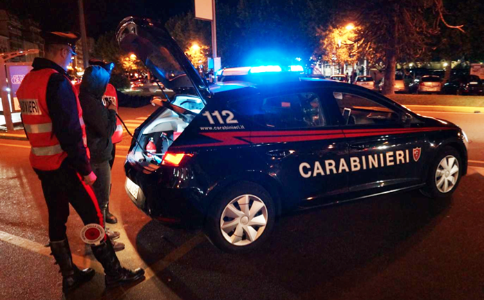 Si schianta contro il guard-rail ad Andorno Micca
