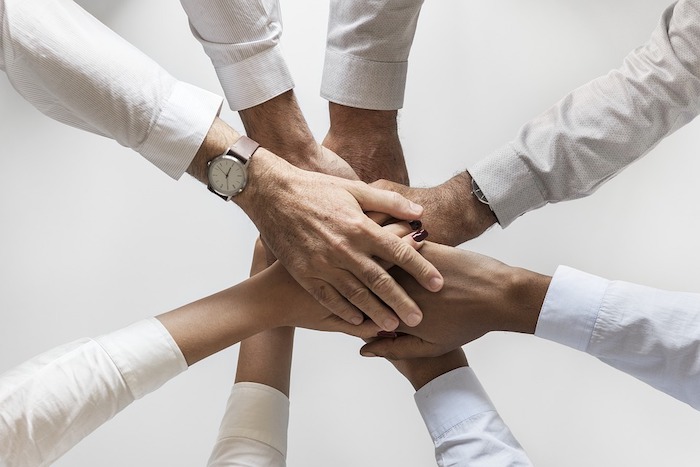 Supporto psicologico ai malati di Covid, giovani e lavoro: presentate le linee guida del Fondo beneficenza di Intesa Sanpaolo