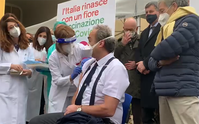 Sono 10.173, tra cui 6.273 ultraottantenni, le persone che hanno ricevuto oggi il vaccino contro il Covid 