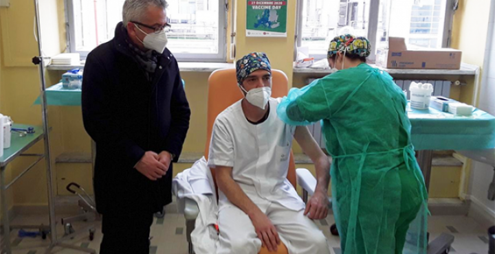 vaccinazione infermiere images articles vco ossola 2020 dicembre thumb medium650 0