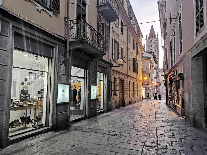 Sabato in via Marconi a Biella la filiera della lana
